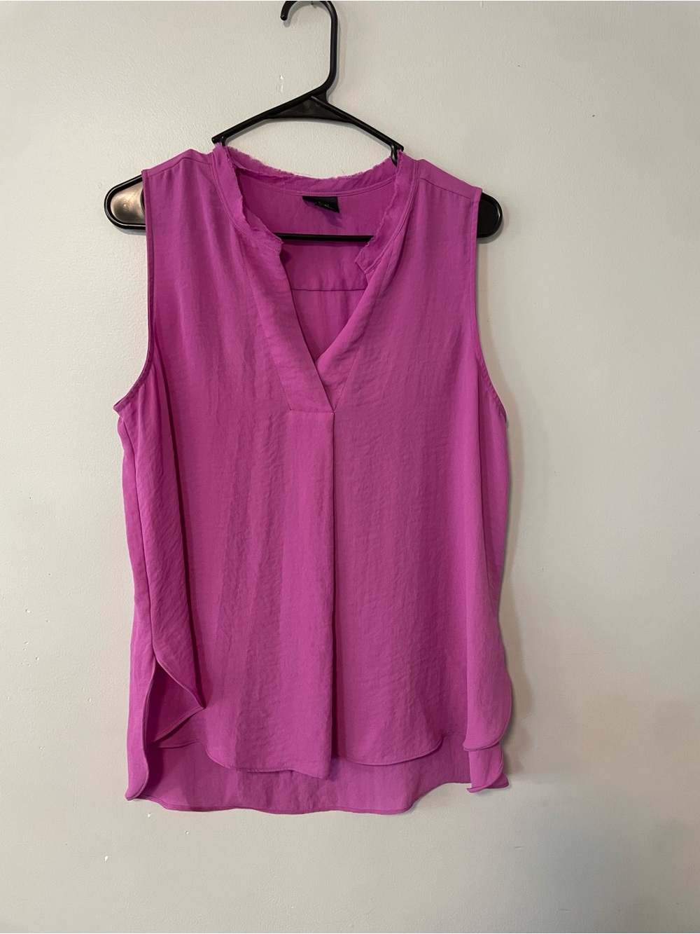 Worthington Sleeveless V-Neck Layered Hem Camisole - Fuchsia